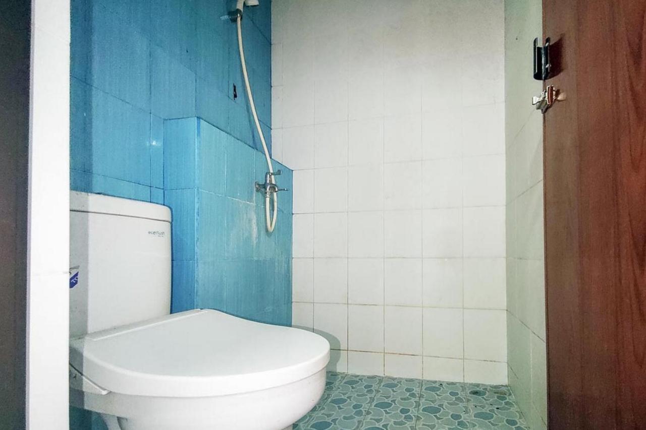 Chandra Graha Guesthouse Palu Bagian luar foto